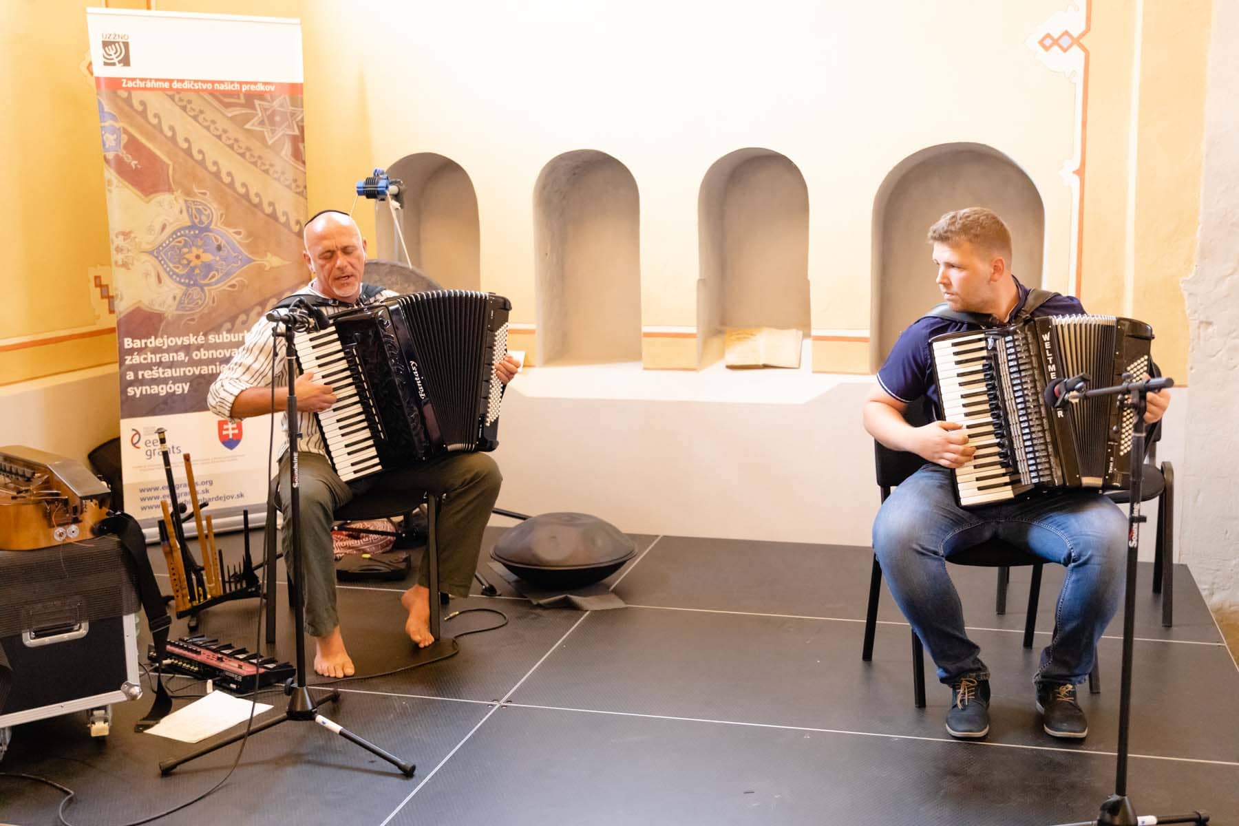 Slovak multi-instrumentalist Michal Smetanka, accompanied by accordion player Slavomír Harman, play a Jewish melody