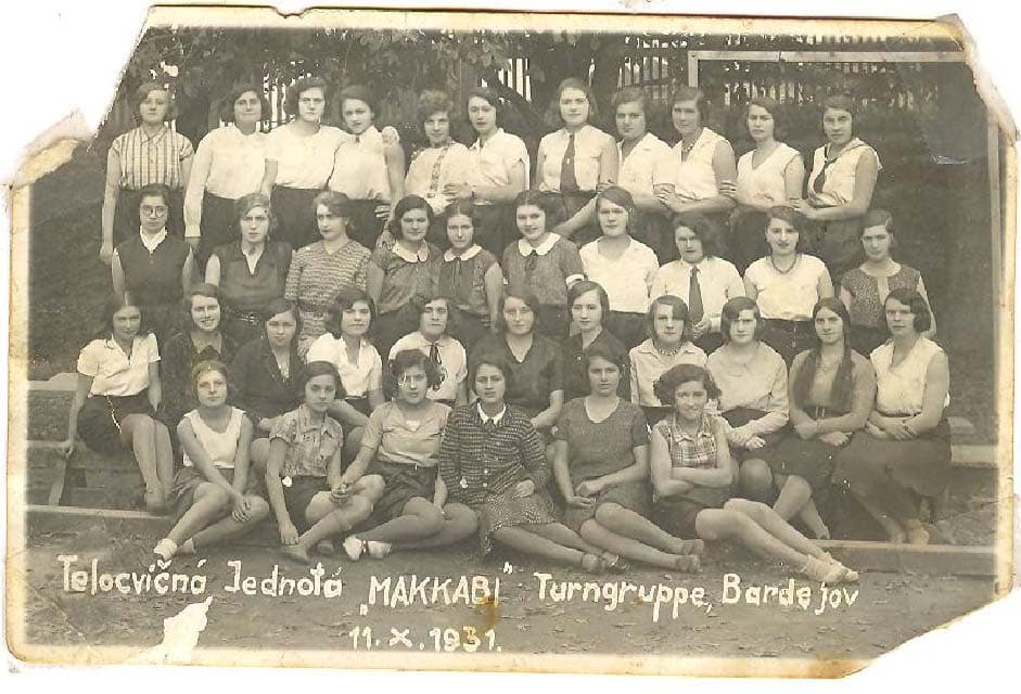 1931 Bardejov Maccabee girls