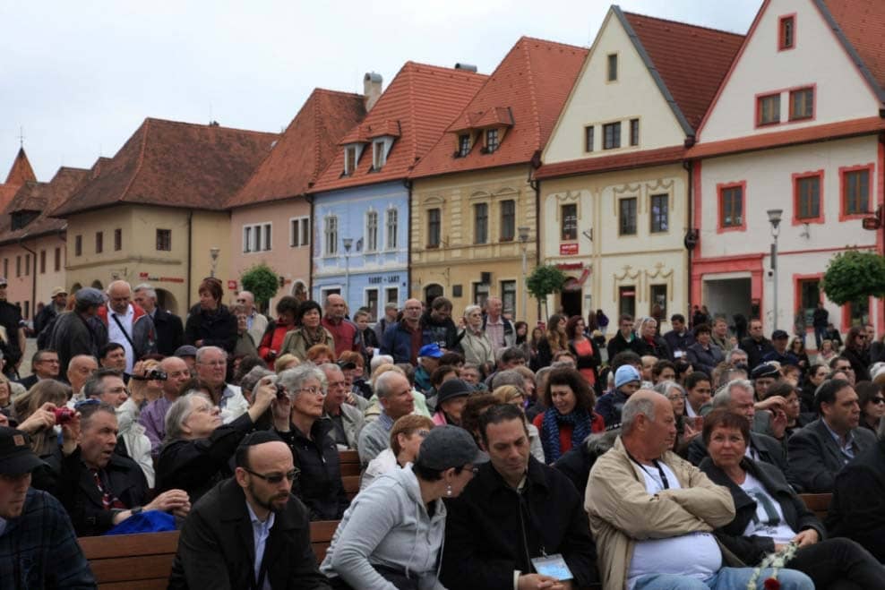 400 people attended the Ceremony in Bardejov Town Square