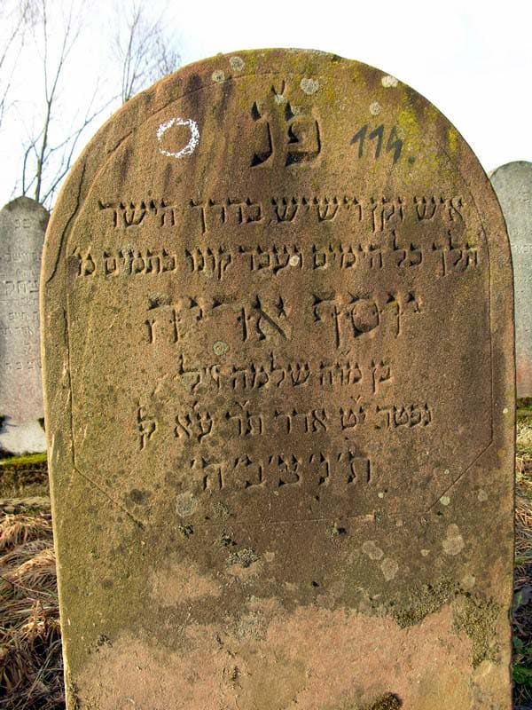 Grave 114