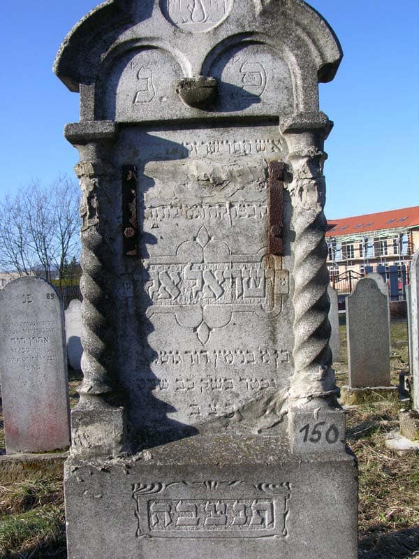 Grave 150