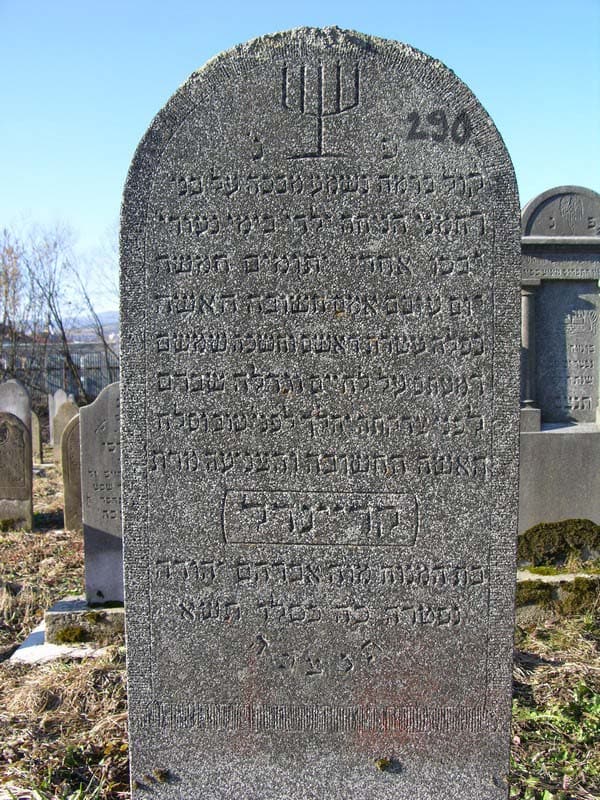 Grave 290