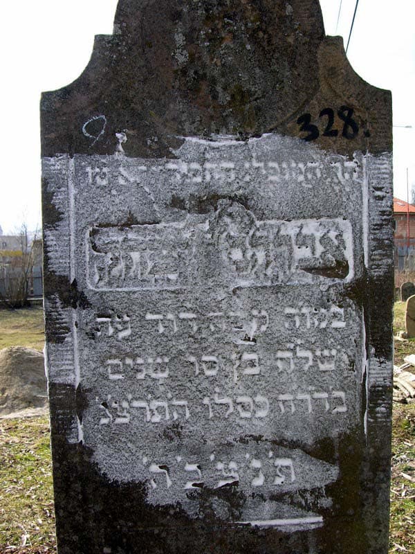 Grave 328