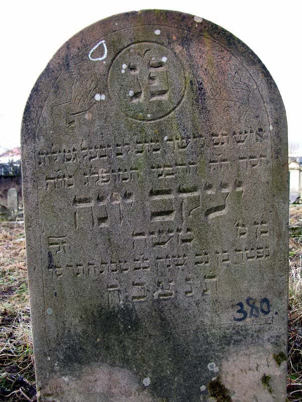 Grave 380