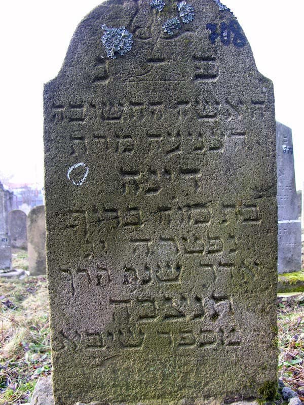 Grave 708