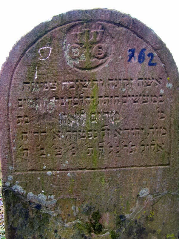 Grave 762
