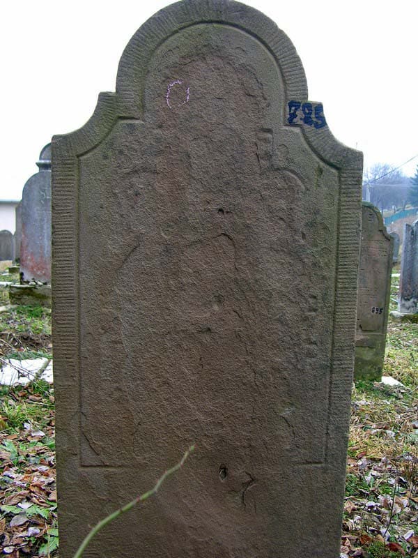 Grave 785
