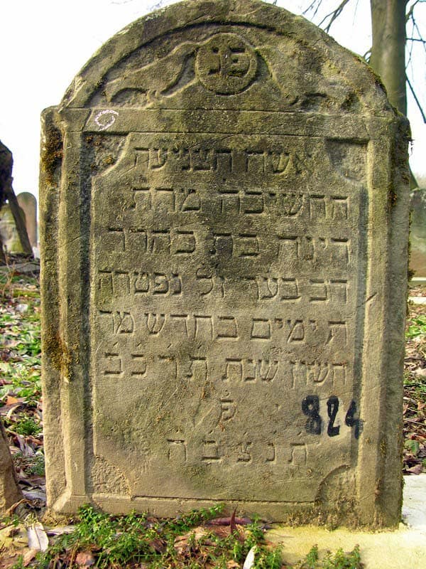 Grave 824
