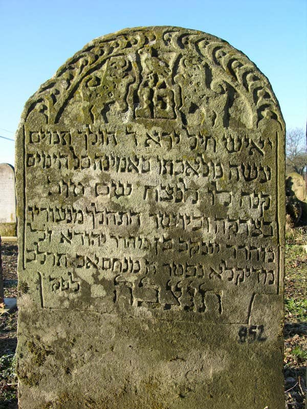 Grave 952