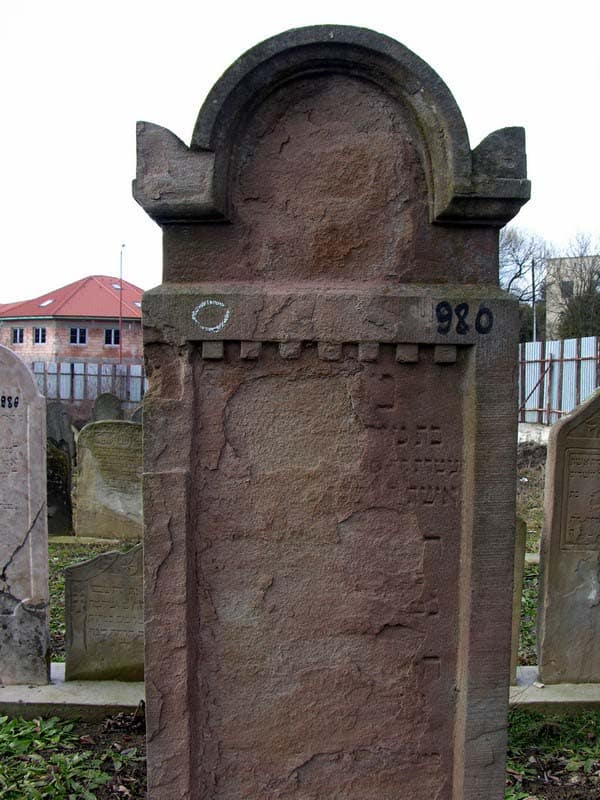 Grave 980