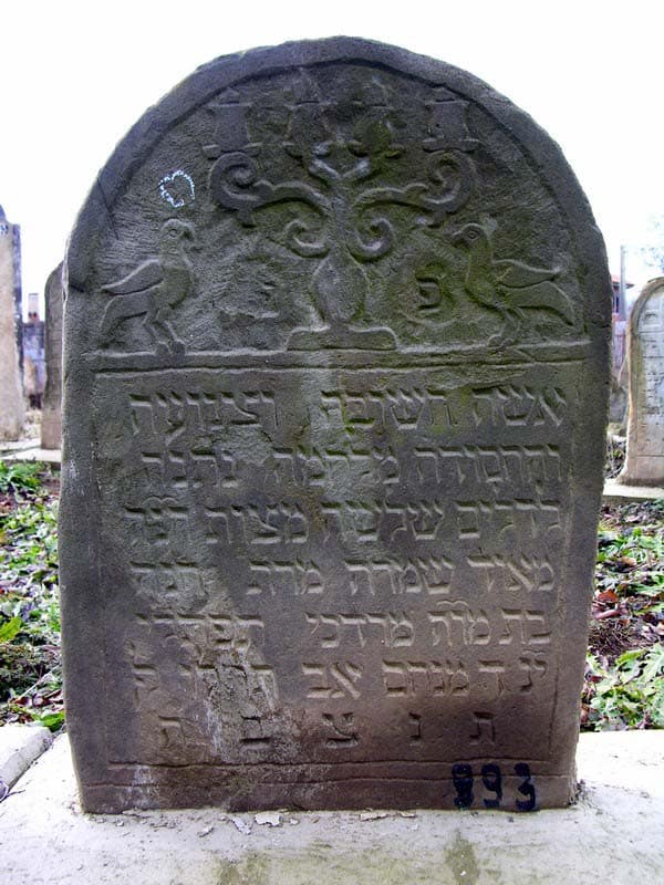 Grave 993